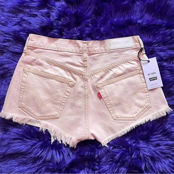 New! Rare Re/Done & Levi’s 70s Vintage High Rise Frayed Hem Shorts - Picture 2 of 7